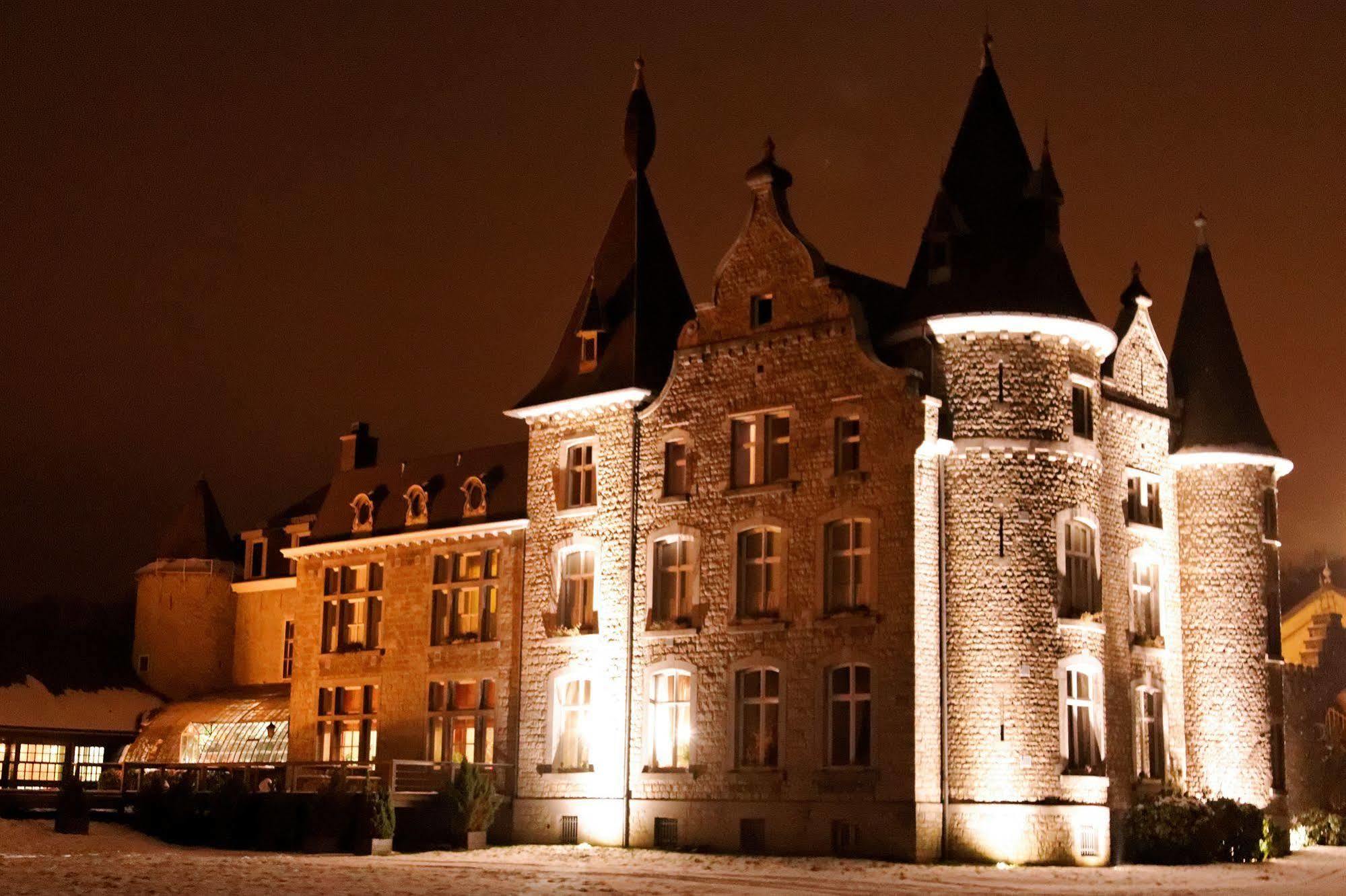 Chateau d'Hassonville Aye Extérieur photo